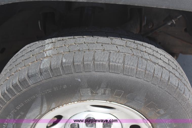 image for item H6075 2006 Chevrolet Silverado 2500HD Ext. Cab pickup truck