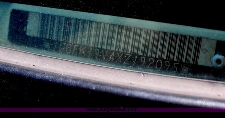 image for item H6076 1999 Chevrolet Silverado 1500 Ext. Cab pickup truck