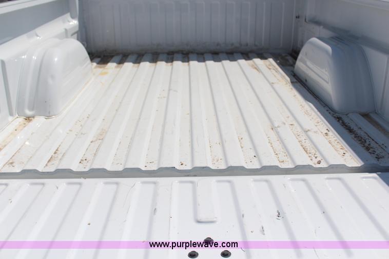 image for item H6087 2005 Chevrolet Silverado 1500 Ext. Cab pickup truck