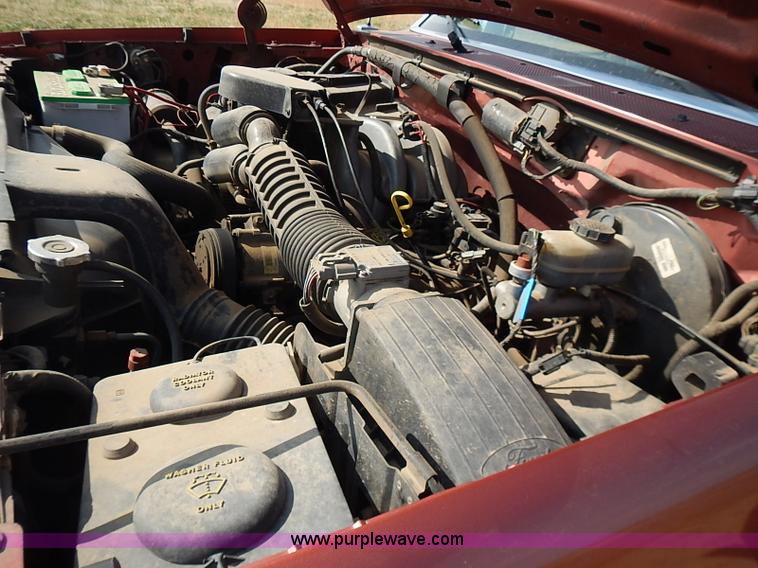 image for item I3678 1994 Ford F150 XLT SuperCab pickup truck