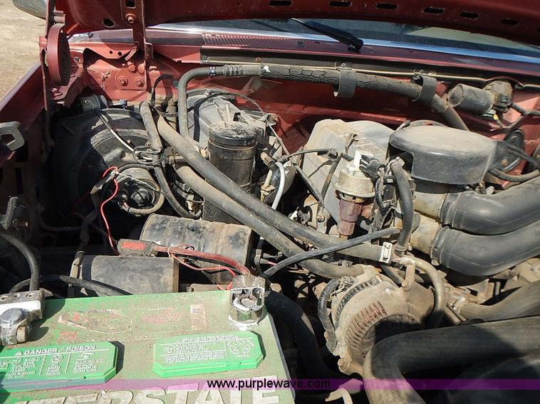 image for item I3678 1994 Ford F150 XLT SuperCab pickup truck