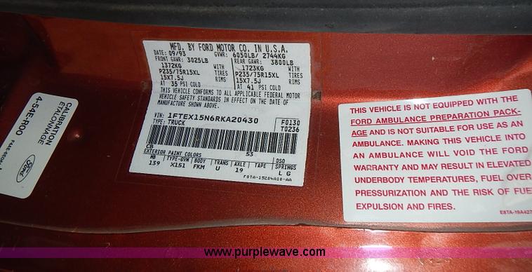 image for item I3678 1994 Ford F150 XLT SuperCab pickup truck