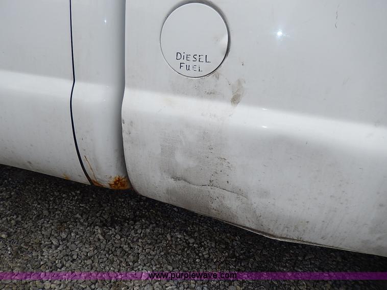 image for item I3742 2003 Ford F250 Super Duty XL SuperCab pickup truck