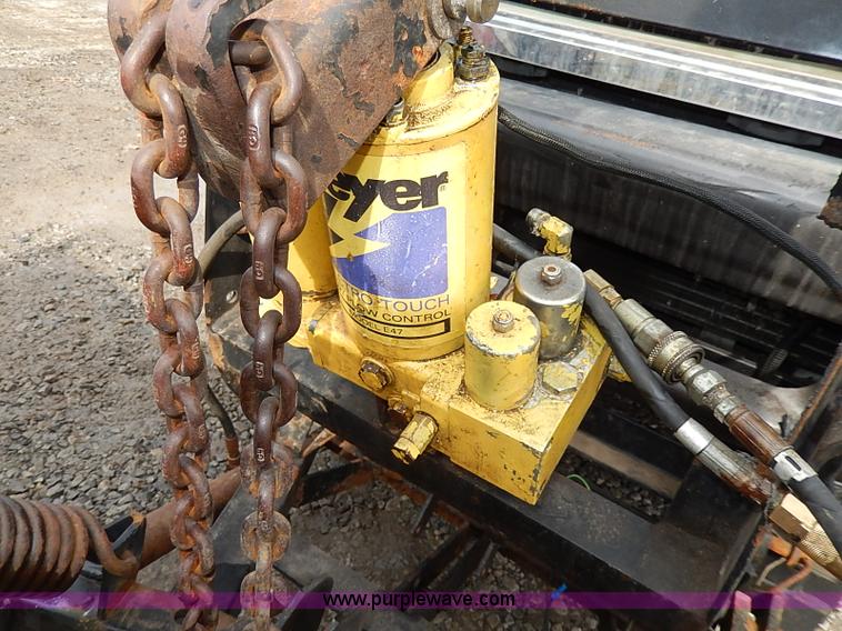 image for item I3742 2003 Ford F250 Super Duty XL SuperCab pickup truck