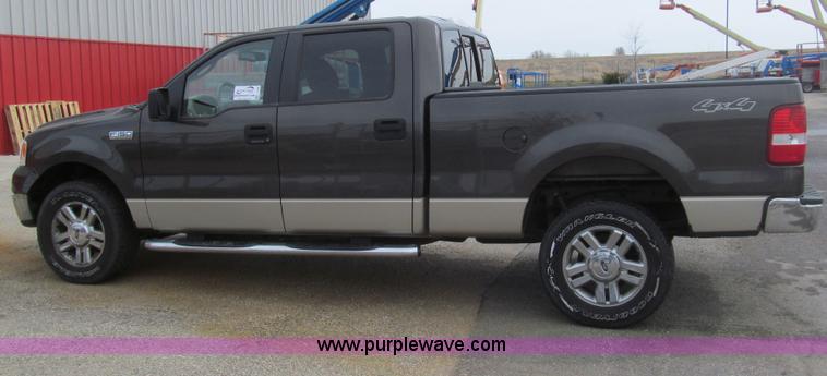 image for item I7066 2007 Ford F150 XLT SuperCrew pickup truck
