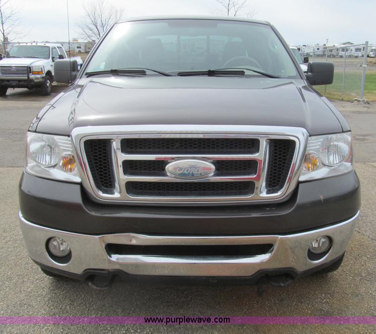 image for item I7066 2007 Ford F150 XLT SuperCrew pickup truck