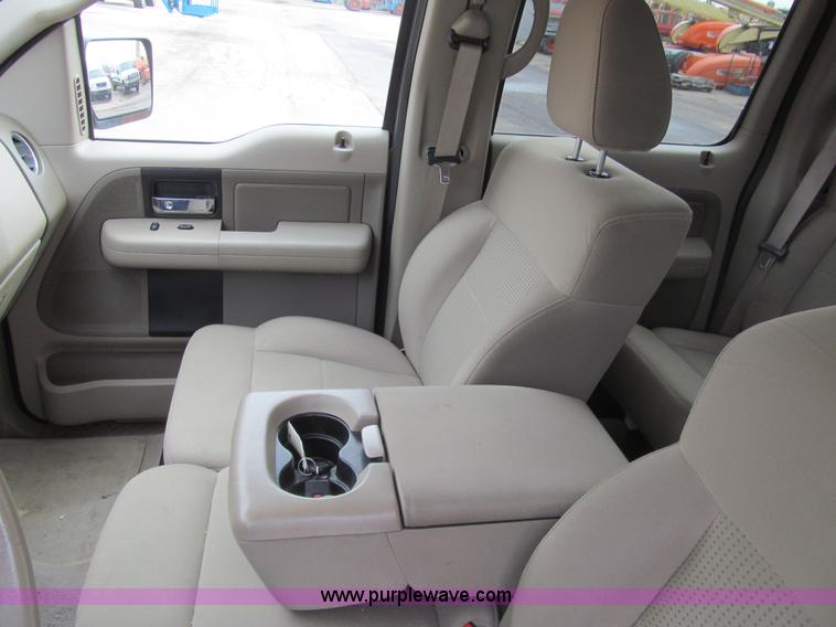 image for item I7066 2007 Ford F150 XLT SuperCrew pickup truck