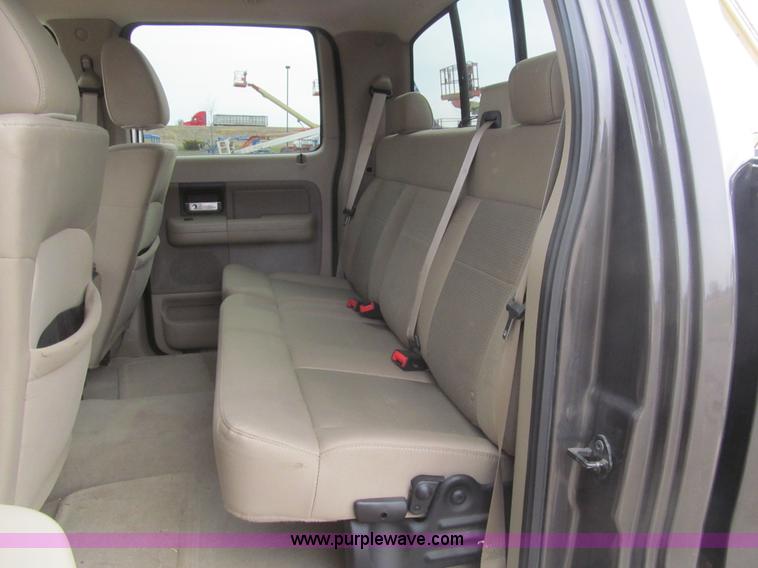 image for item I7066 2007 Ford F150 XLT SuperCrew pickup truck