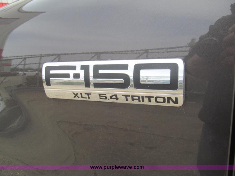 image for item I7066 2007 Ford F150 XLT SuperCrew pickup truck