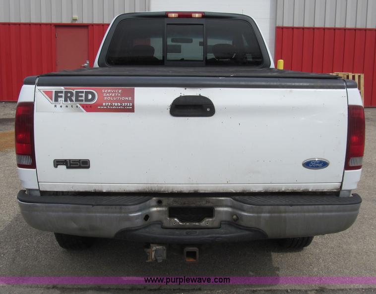 image for item I7067 2002 Ford F150 XLT SuperCab pickup truck