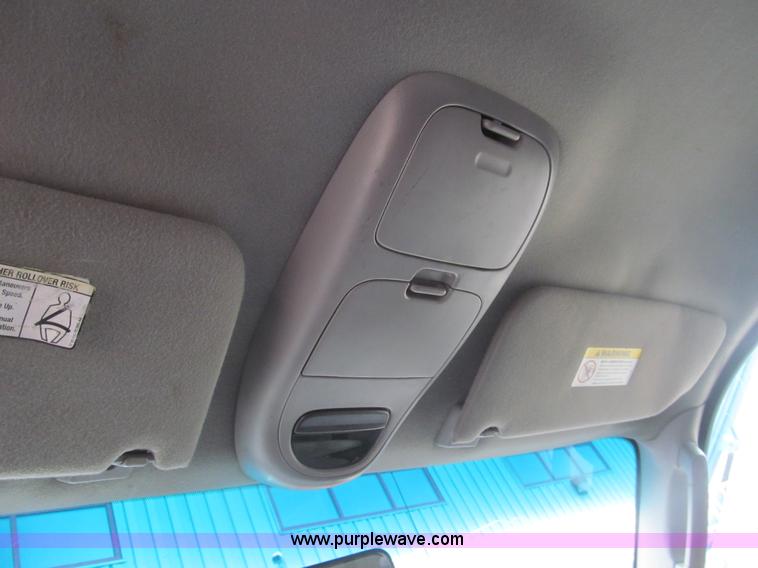 image for item I7067 2002 Ford F150 XLT SuperCab pickup truck