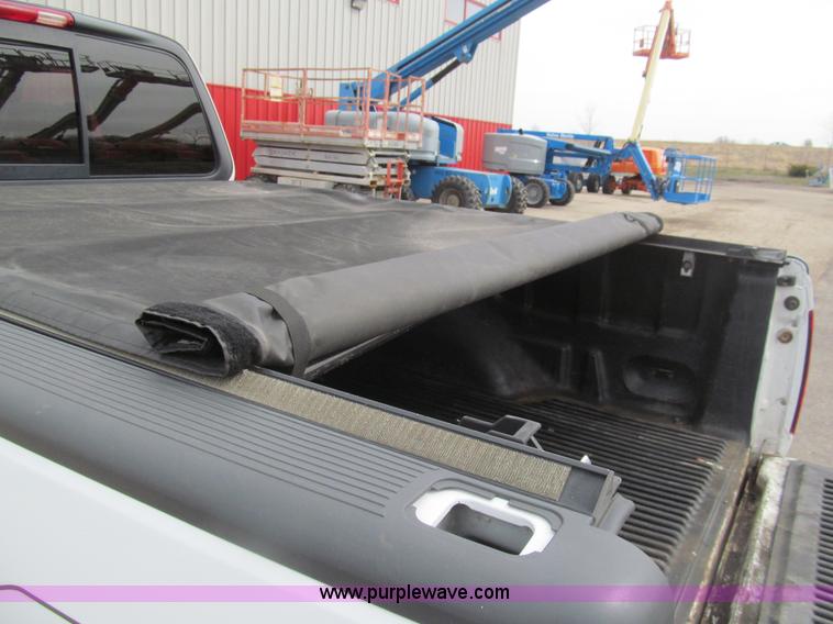 image for item I7067 2002 Ford F150 XLT SuperCab pickup truck