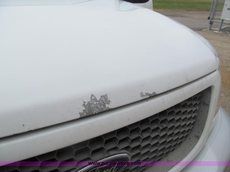 image for item I7067 2002 Ford F150 XLT SuperCab pickup truck