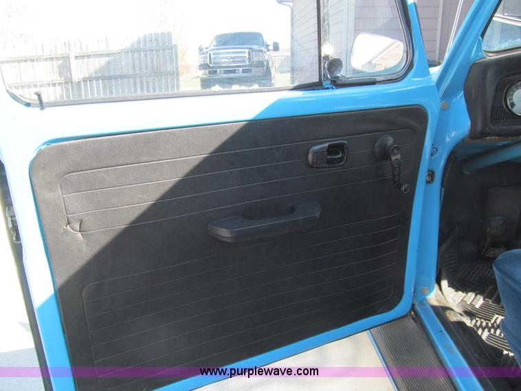 image for item I7070 1976 Volkswagen Beetle with electric motor