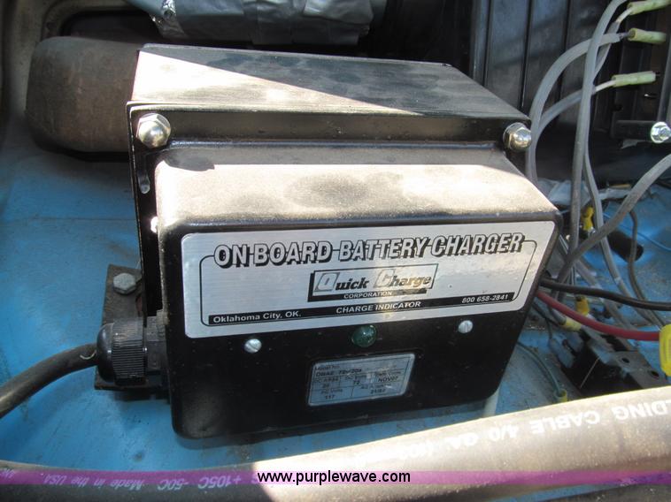 image for item I7070 1976 Volkswagen Beetle with electric motor