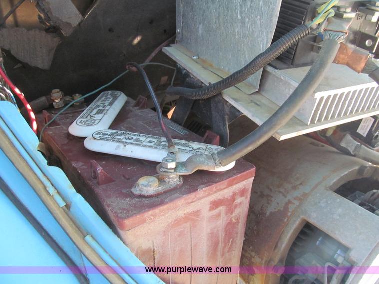 image for item I7070 1976 Volkswagen Beetle with electric motor