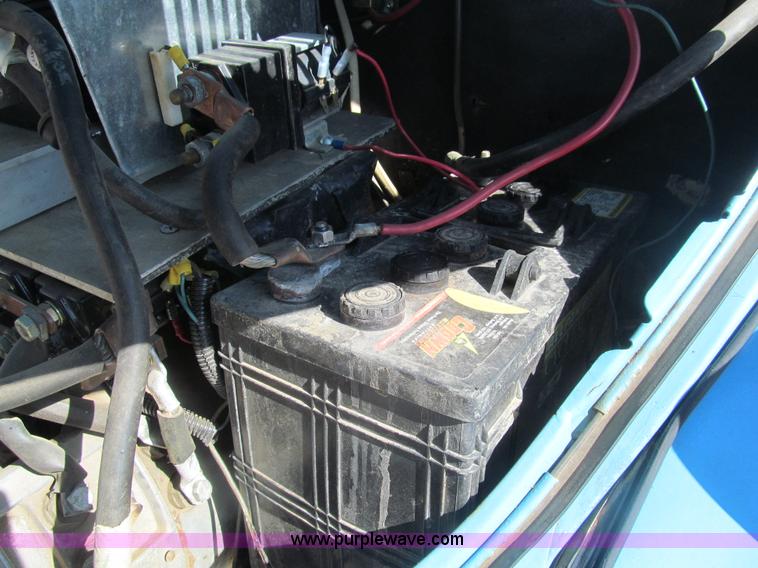 image for item I7070 1976 Volkswagen Beetle with electric motor