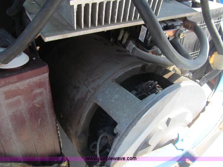 image for item I7070 1976 Volkswagen Beetle with electric motor