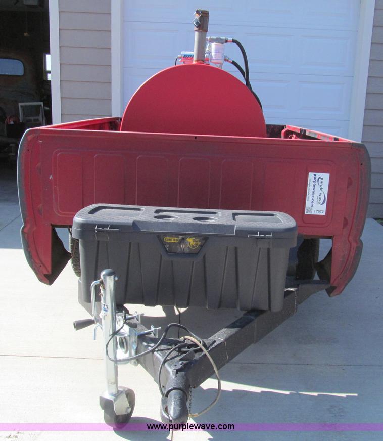 image for item I7072 200 gallon fuel tank trailer
