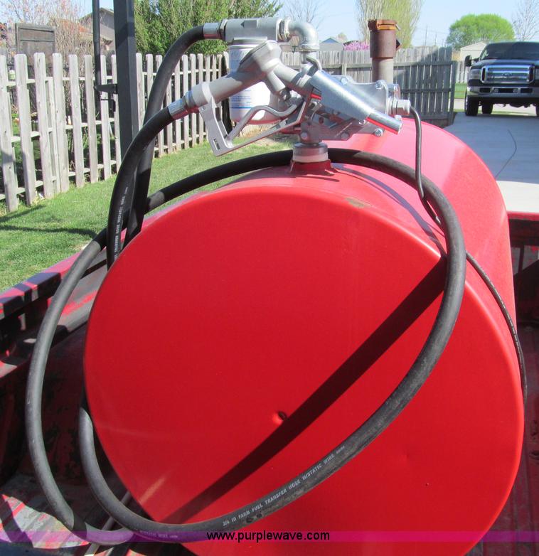 image for item I7072 200 gallon fuel tank trailer