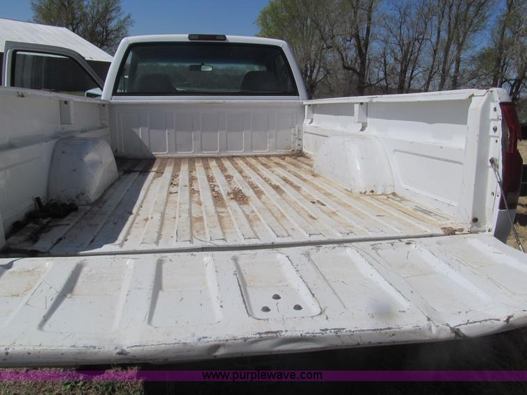 image for item I7119 1997 Chevrolet Silverado 2500 pickup truck