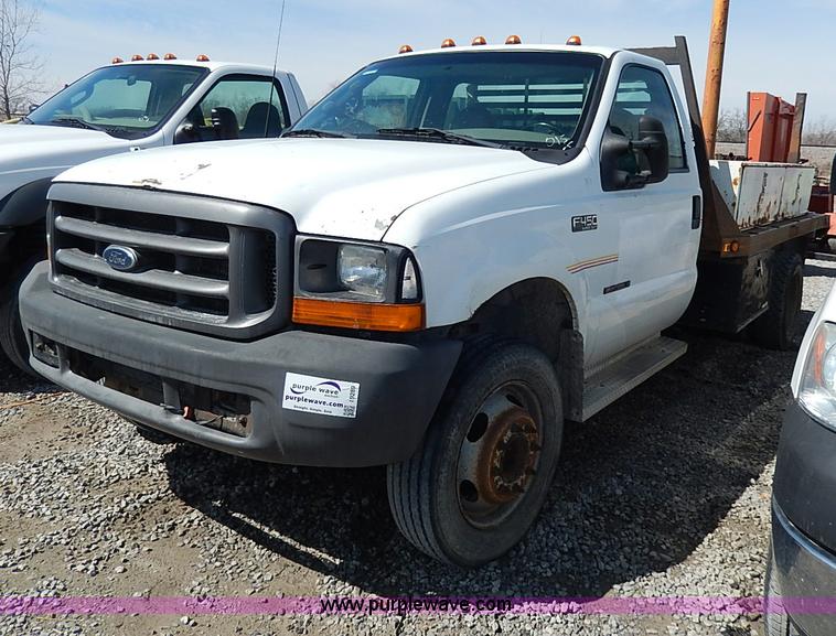 image for item I9289 1999 Ford F450 Super Duty flatbed truck