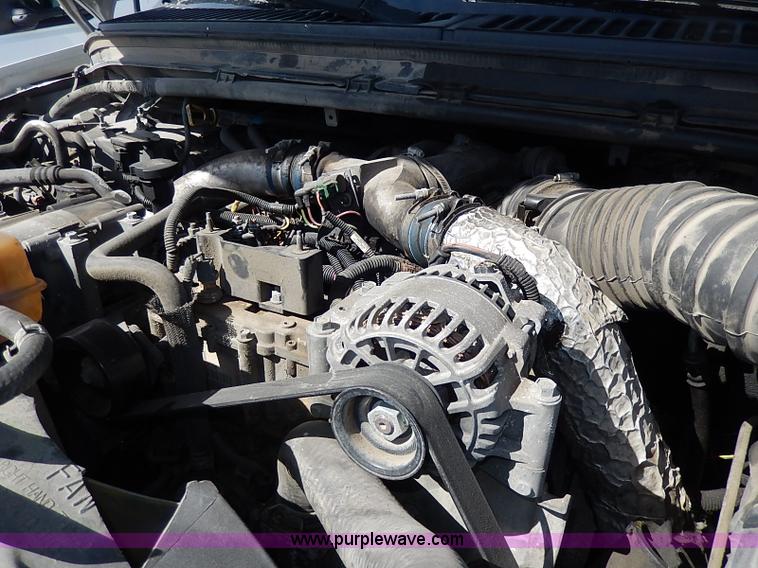 image for item I9289 1999 Ford F450 Super Duty flatbed truck