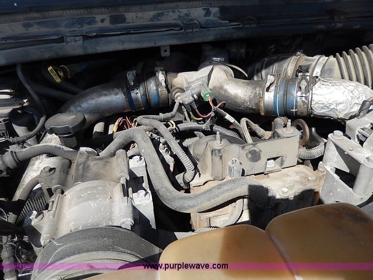 image for item I9289 1999 Ford F450 Super Duty flatbed truck