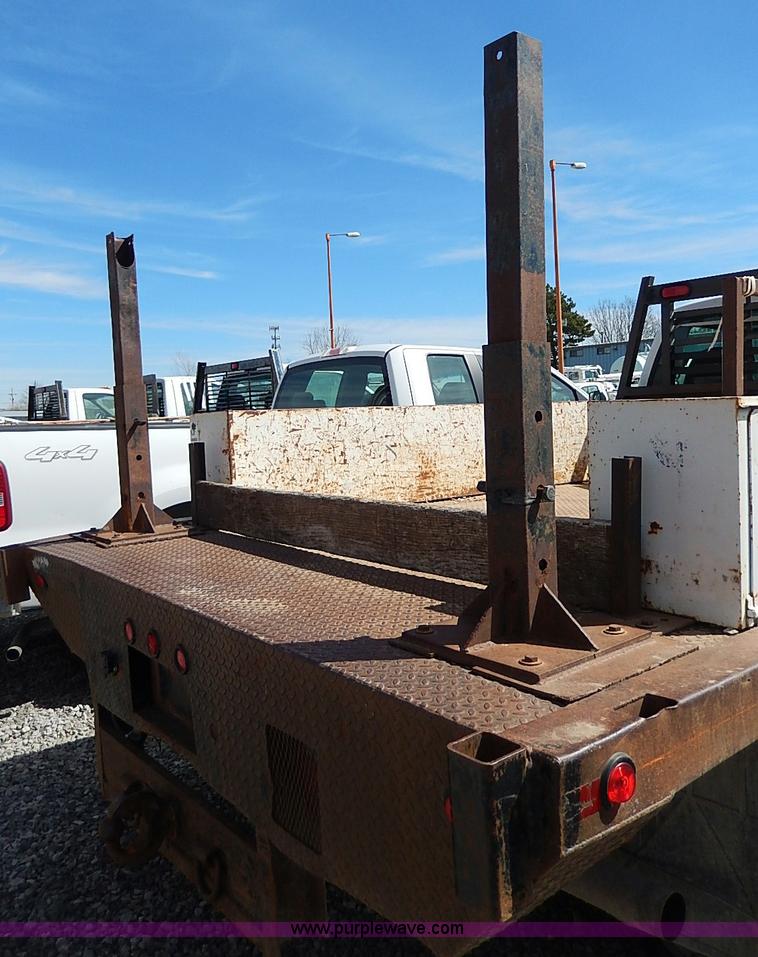 image for item I9289 1999 Ford F450 Super Duty flatbed truck