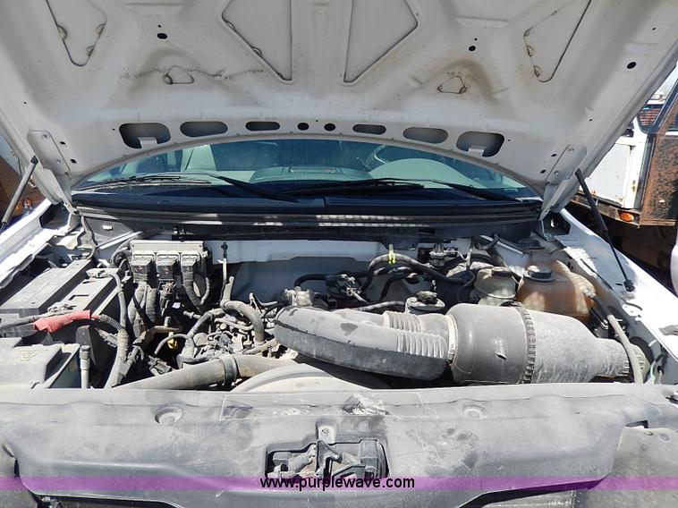 image for item I9290 2005 Ford F150 XL SuperCab pickup truck