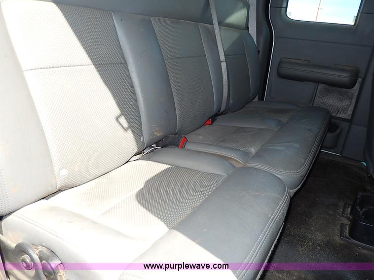 image for item I9290 2005 Ford F150 XL SuperCab pickup truck