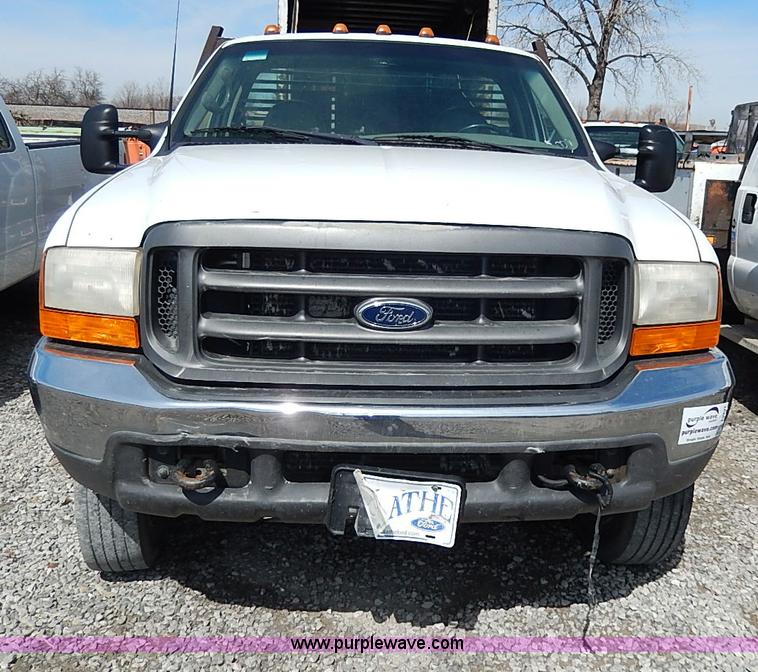 image for item I9291 2000 Ford F450 Super Duty flatbed truck