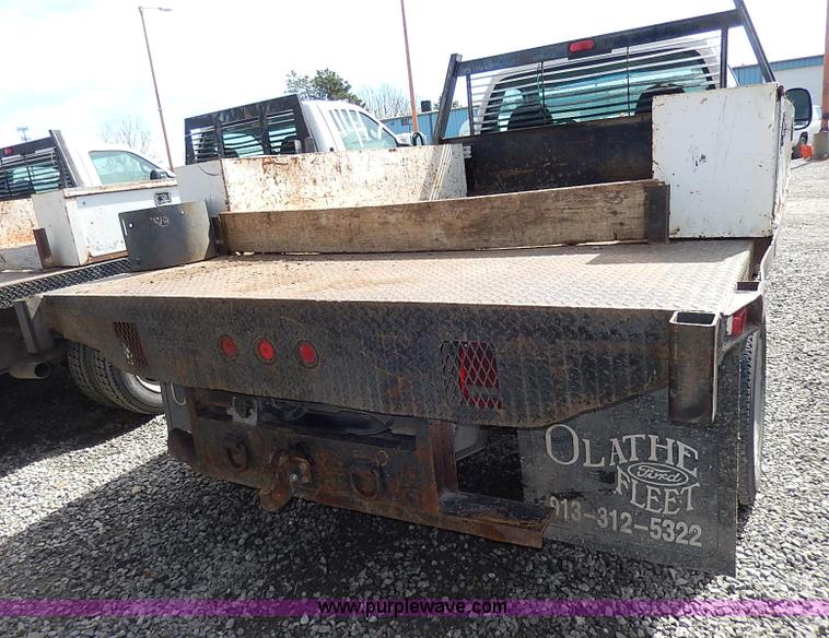 image for item I9291 2000 Ford F450 Super Duty flatbed truck