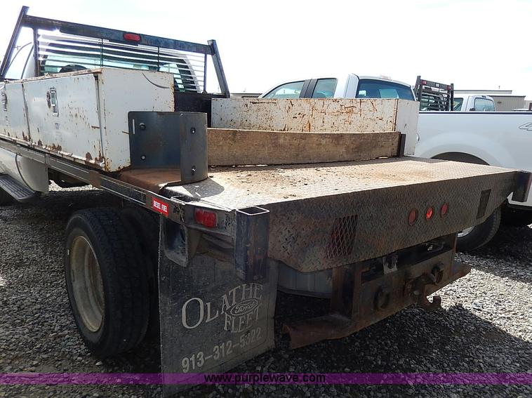 image for item I9291 2000 Ford F450 Super Duty flatbed truck