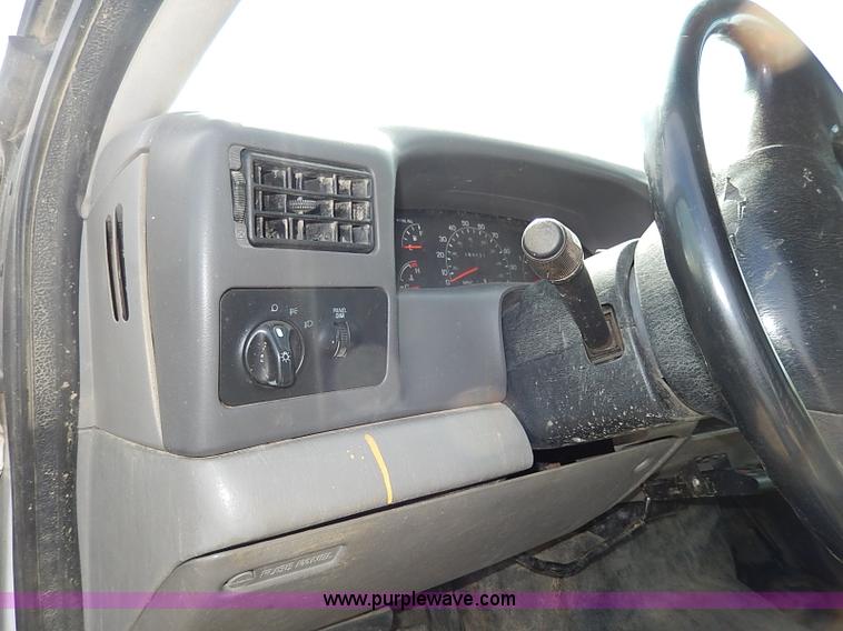 image for item I9291 2000 Ford F450 Super Duty flatbed truck