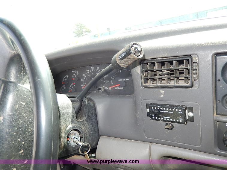 image for item I9291 2000 Ford F450 Super Duty flatbed truck