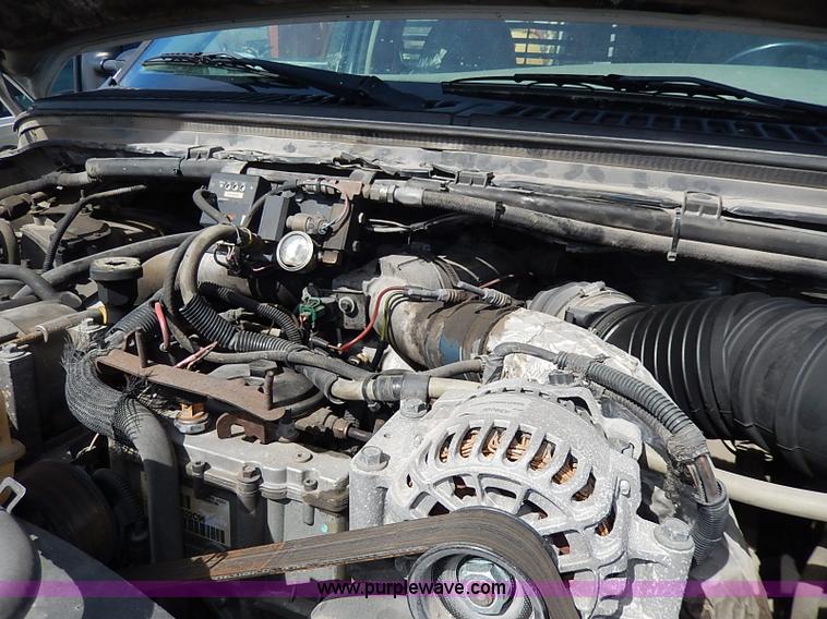 image for item I9291 2000 Ford F450 Super Duty flatbed truck