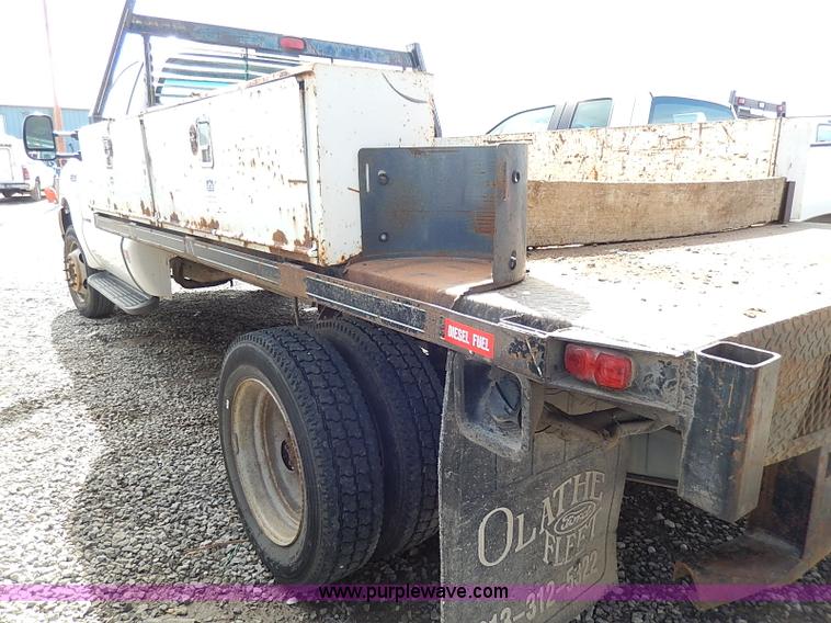 image for item I9291 2000 Ford F450 Super Duty flatbed truck