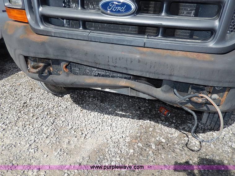 image for item I9292 2000 Ford F450 Super Duty XL flatbed truck