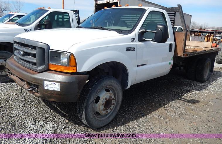 image for item I9293 2000 Ford F450 Super Duty XL flatbed truck