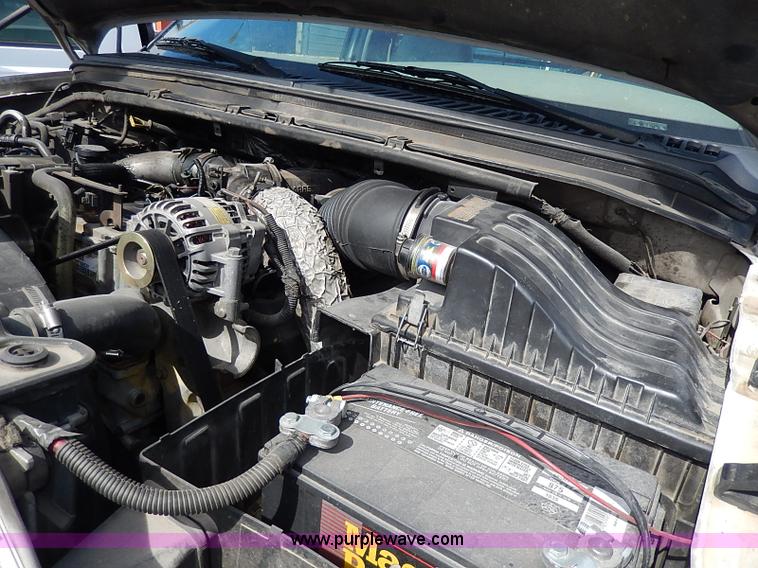 image for item I9293 2000 Ford F450 Super Duty XL flatbed truck