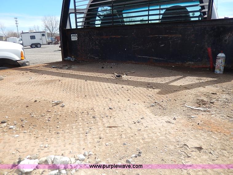image for item I9293 2000 Ford F450 Super Duty XL flatbed truck