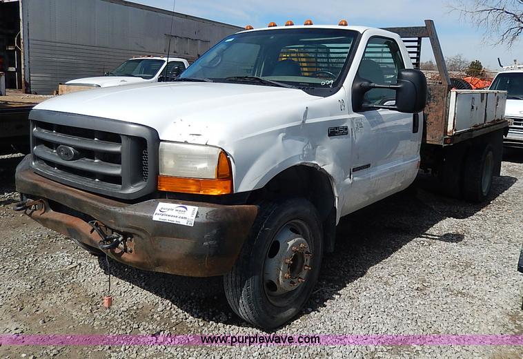 image for item I9294 2000 Ford F450 Super Duty XL flatbed truck