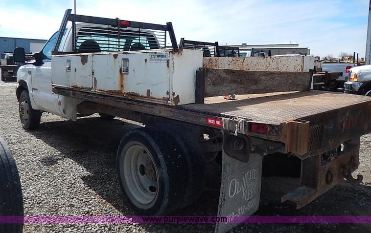 image for item I9294 2000 Ford F450 Super Duty XL flatbed truck