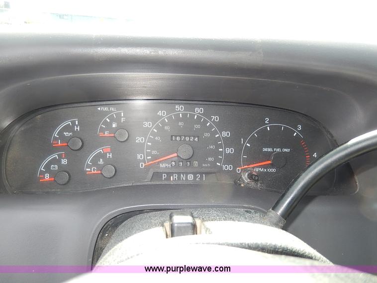 image for item I9294 2000 Ford F450 Super Duty XL flatbed truck