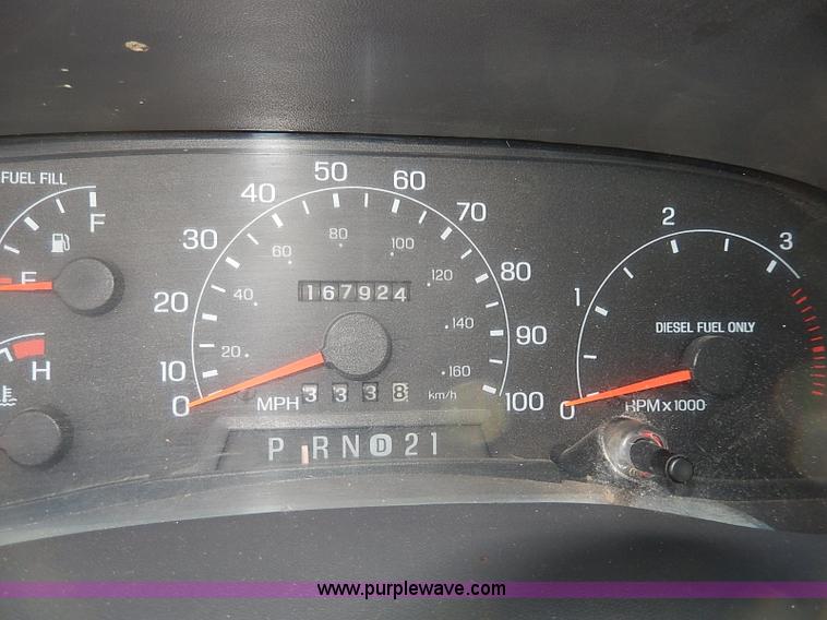 image for item I9294 2000 Ford F450 Super Duty XL flatbed truck