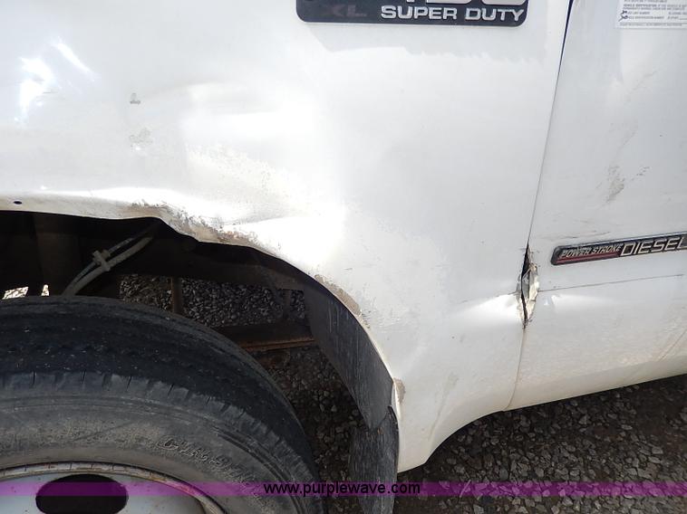 image for item I9294 2000 Ford F450 Super Duty XL flatbed truck