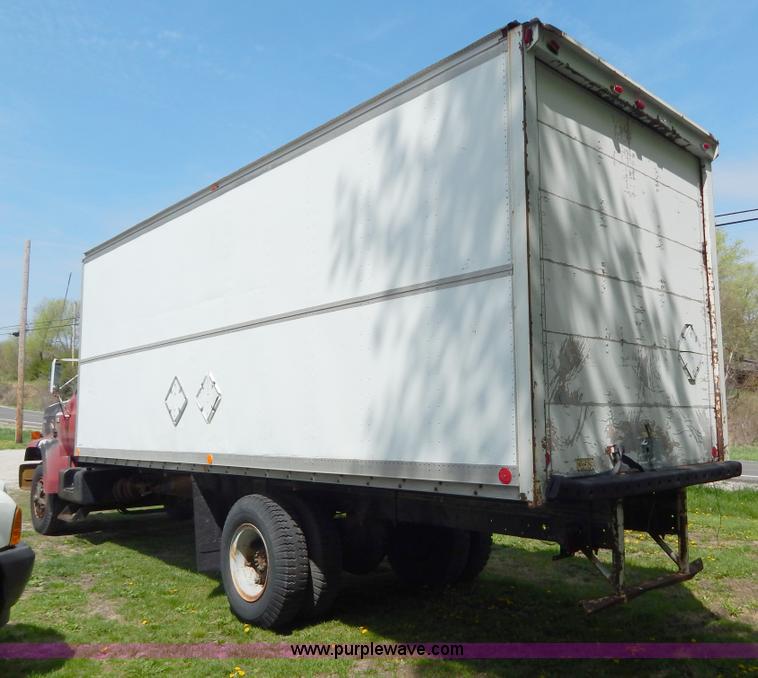 image for item Z9354 1980 GMC TopKick box truck