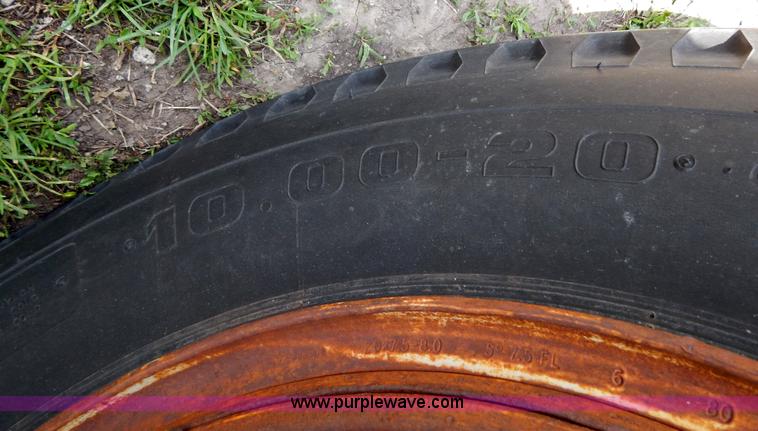 image for item Z9354 1980 GMC TopKick box truck