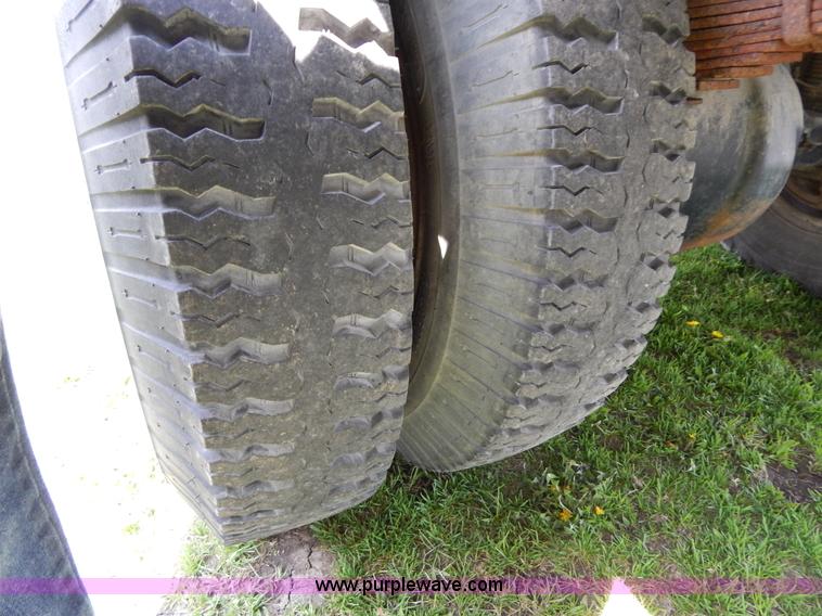 image for item Z9354 1980 GMC TopKick box truck